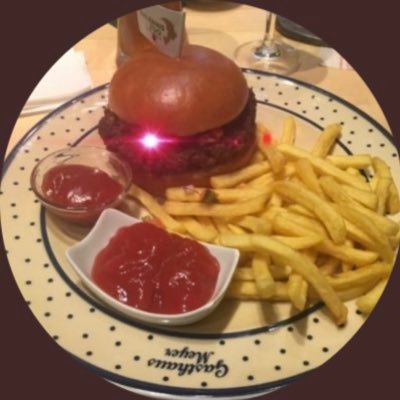 17年からチャート見て📈遊んでます⏫スイーツ好きサウナー🧁とんがりスイーツの会サボり気味🕵️‍♀️無言フォロー許して😍仮想通貨垢はフォロバ🔜億り人まであと27歩👣低価格コイン応援団（ポジとは別）📣 #XYM #XRP #XEM #LINK #GALA #FLR