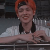 εїз (@iynj0215) 's Twitter Profile