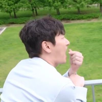 palsonni_0913's profile picture. 예, 한태술회장 좋아하는 사람 저에요. 저라구요 | 그냥 #조승우 #홍광호 하라는 말이에요
현생준비로 매우 느리게 굴러갑니다

                                        부계 @yeonsu_9413