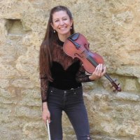 Julia Violinista(@JuliaViolinista) 's Twitter Profile Photo