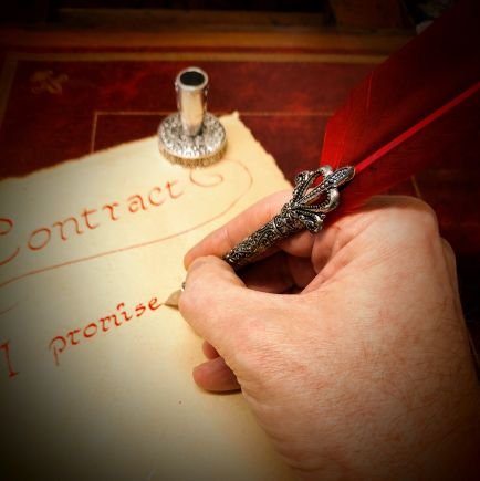 Budding writer always #reading. #amwriting #historicalfiction with a sprinkle of #Fantasy Here for the #readingcommunity, #writingcommunity & #bookcommunity