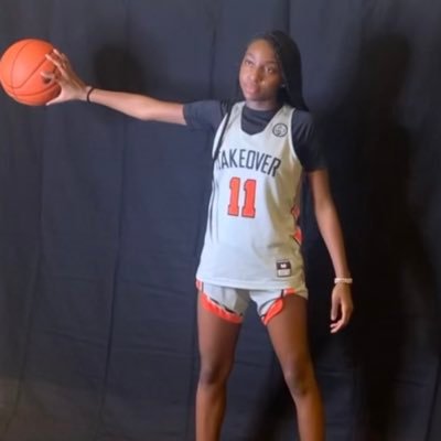 Scholar | Athlete | c/o 2026. |5’8” combo guard . Bullis School |Team Takeover 16u EYBL #11 IG: kai.simoneee