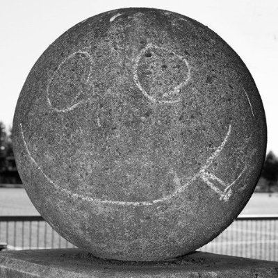 Puppa_Tuppa's profile picture. Real Assets IRL. Digital Degeneracy Online.
Alts, Memes & Moonshots 💎
NFA – Always DYOR