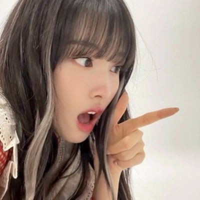 Lyaspage's profile picture. 2nd year of jhs