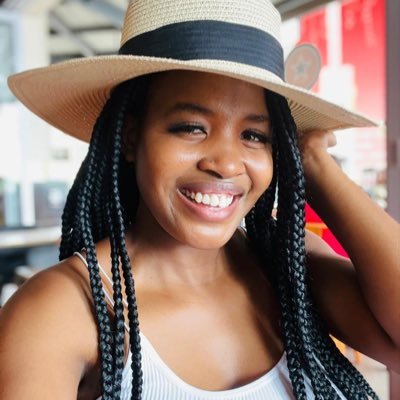 TshegofatsoNel6's profile picture. For me that one thing; is to be happy🌸❤️🏆 |Manchester City lover💙⚽️