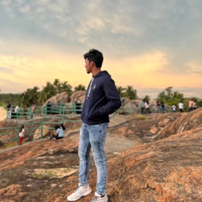 afffffiiiii's profile picture. وَهُوَ مَعَكُمۡ أَیۡنَ مَا كُنتُمۡ