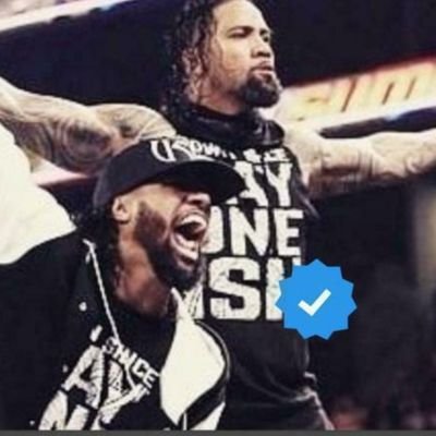 TheusosE's profile picture. 