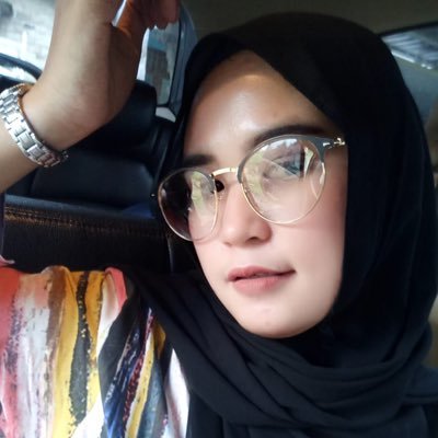 dwikartikkaaaa's profile picture. 