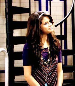 AIexandraRusso's profile picture. I break rules & I like to poke things with a stick. The name's Alex. I'm the only normal in my family. Get to know me. Oh, hi.