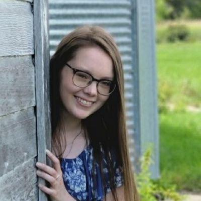 SydneyRalph3's profile picture. I love hanging out with my family and friends

Instagram:sydney.ralph101 
snapchat:sydmonster15