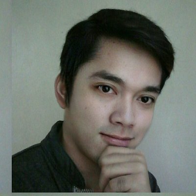 p4p4j0hn's profile picture. “I travel because I’d rather look back at my life, saying ‘I can’t believe I did that’ instead of ‘if only I had’.” – Florine Bos