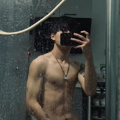 68058o0ghFObuBU's profile picture. 爱笑