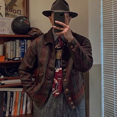 leeson6768's profile picture. 順我者獨立思考，逆我者無知洗腦