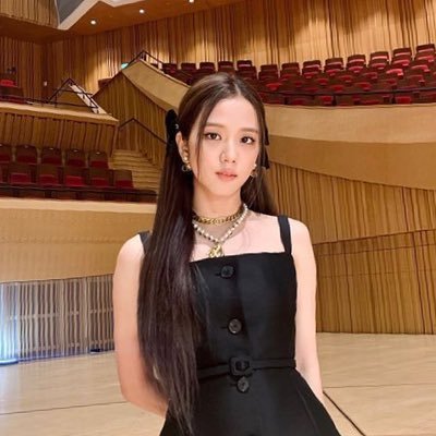 ⠀⠀⠀﹙𝐑𝐏 / 𝟷𝟿𝟿𝟻﹚The beauty that she possess can make every boy a fool. Her name 𝐉𝐢𝐬𝐨𝐨 𝒅𝒆 𝐊𝐢𝐦 From #⃝BLΛƆKPIИK