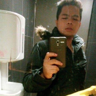 KimBlaze12's profile picture. Loose your self