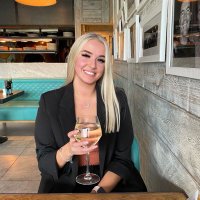 Chloe (@chloeboak) 's Twitter Profile