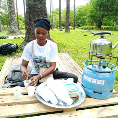 Inès OUATTARA est une jeune femme audacieuse et ambitieuse qui a l'amour du bénévolat en elle et qui aime les challenges