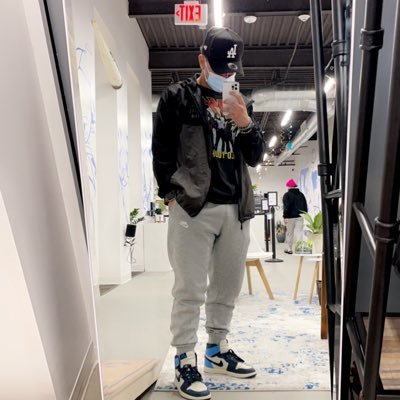 josie_caquias's profile picture. 