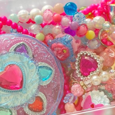 le_moooooooooon's profile picture. 時短ワーママ💸トラジャ担💚❤️