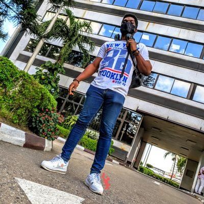 Senior Software Engineer Somewhere,
Gadget Lover,
Technology enthusiasts,
Anime/Manga/Manwha Guy✌🏾