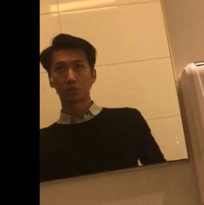 deelau14's profile picture. 