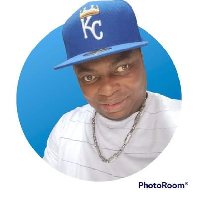 AlexMelloC's profile picture. Quem se descreve se limita, me conheça e tire as suas próprias conclusões!😜
Sou responsável pelo o que digo, e não pelo que você entende, falam e/ou você vê!!