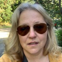 Laurie Todd (@sparklycrows) 's Twitter Profile