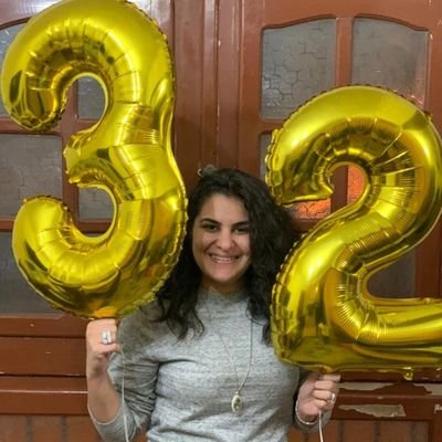 jalagergeshanna's profile picture. ‏‏‏أنا اللي بالأمر المحال اغتــــــــــــوي
شفت القمر نطيت لفوق في الهـــــوا
طلته ما طلتوش إيه انا يهمنـــــــــي
و ليه .. ما دام بالنشوة قلبي ارتوي