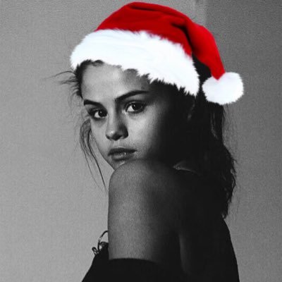 sel’s 💌 | in her xmas era (tv)🍷