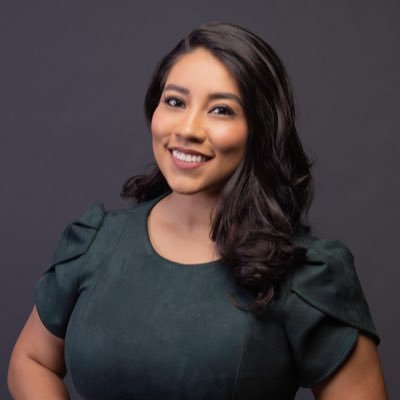 Reporter/Anchor covering immigration, race, politics and more |📍Denver | Latina 🇬🇹 🇸🇻 First-Gen | @Columbiajourn alum| RTs ≠ endorsements