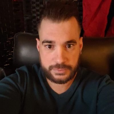 Balek E-sport $$$ Structuré par les frères Kouachi $$$
0 Lan 0 Shoot 🔫🔫🔫 Carabine ancre
MMA, Cod