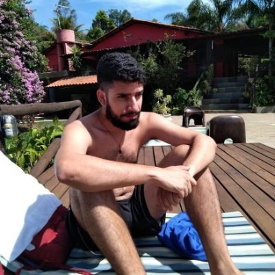 DiegoDsantana92's profile picture. Americano fanático.
Falante de várias bobagens.