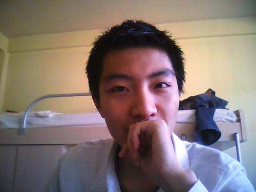 amweird's profile picture. 