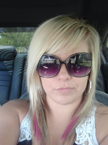 ash_rae_gandy's profile picture. I'm me.(: