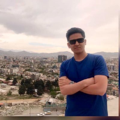 داستان زندگي ام به اندازه يك كتاب فيزيك ساده نيست! مهندس برق - فشاررررررر قوی !