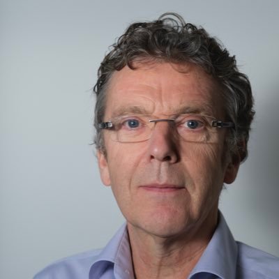 | Interim | verbinden van Mens - Proces - Organisatie | Eveline, Annika en Maud | Squash | FujiFilm | Gitaar | Ducati Monster M900 | Mastodon: iPulles