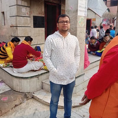 sau_moon's profile picture. B Tech