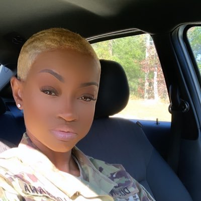 Two-time graduate of Grambling State University 🎓, Style influencer 👠, YouTuber 🎥, Retired Army Veteran 🇺🇸. 1952. I Wee-Oop.