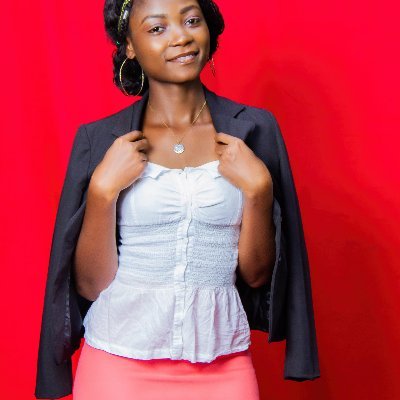 KarajRaissa's profile picture. Je suis indépendante determiner attentionnée creative j'aime autour de moi que mes prohes se lancent à fond dans ce qu'ils font afin de ressortir le meilleur en