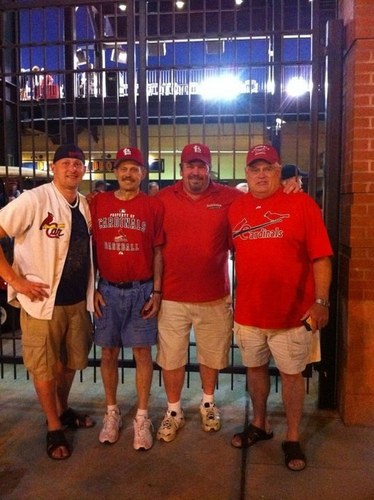 Ryanld23's profile picture. Husker fan, Bears fan, and Cardinals fan living in Los Angeles trying to make my dream come true!!!