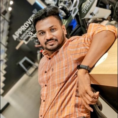 praveen194d's profile picture. Jockey