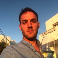 Tom H (@tomeatscake) 's Twitter Profile