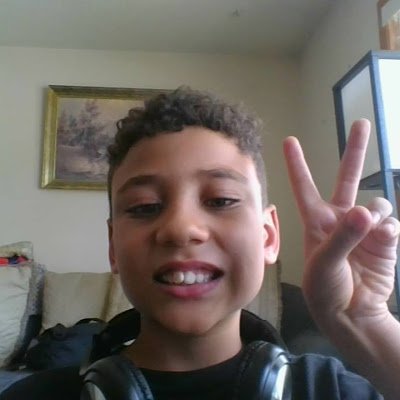 im play horror games and i make vidoes when i play horror game s to