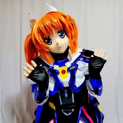 着ぐるみ用アカウント /裏垢なのでお返事遅れることもありますがリアクションは有り難く拝見させて貰ってるので是非お気楽に絡んでやって下さい /新参者なので色々教えていただけると嬉しいです