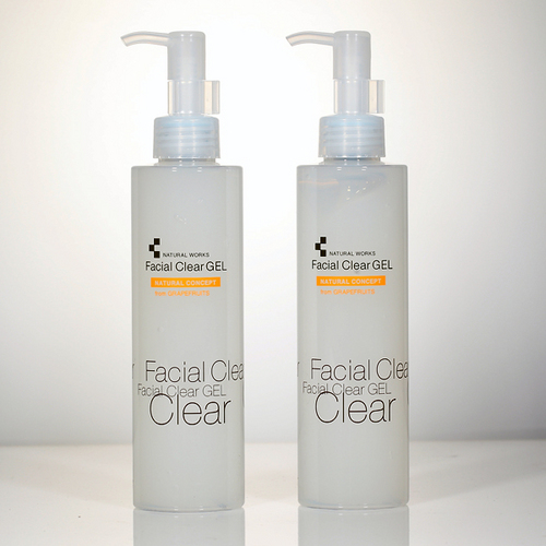 재구매율이 높은 Facial Clear GEL♥
피부 트러블이나 자극걱정 없이
화사하고 빛나는 피부를 되찾아주는
천.연, 각질제거제