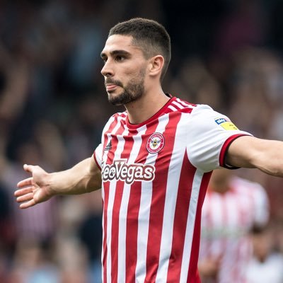 beeeeeeeeeees_'s profile picture. 🐝