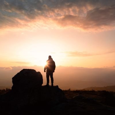 Photographe Auvergnat et membre du collectif Rawvergnat je parcours l'Auvergne pour le plaisir de retranscrire ce que je vois sur les spots.