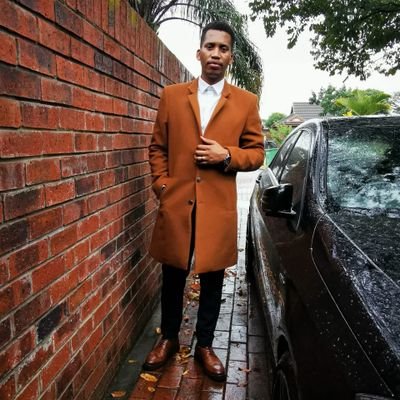 ndoe_meez's profile picture. Ortho surgeon. nkosi yakwaFund'uzuguge