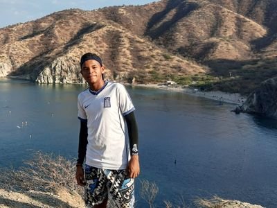 sourceofjoy77's profile picture. Joven lleno de alegría 🌻🌱