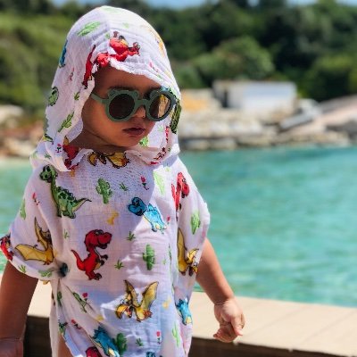 Urasefee's profile picture. 